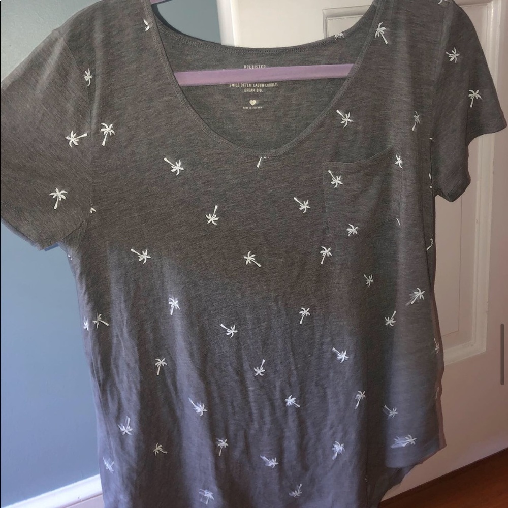 Hollister T-shirt w palm trees